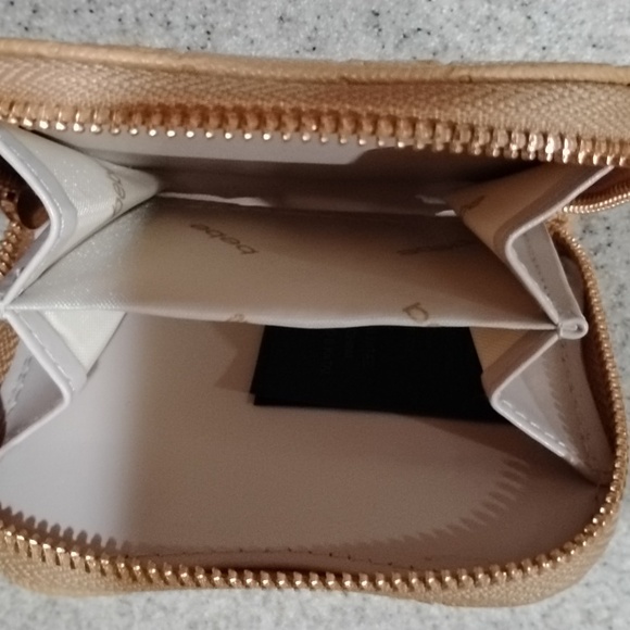 NWT bebe wallet - Picture 5 of 8